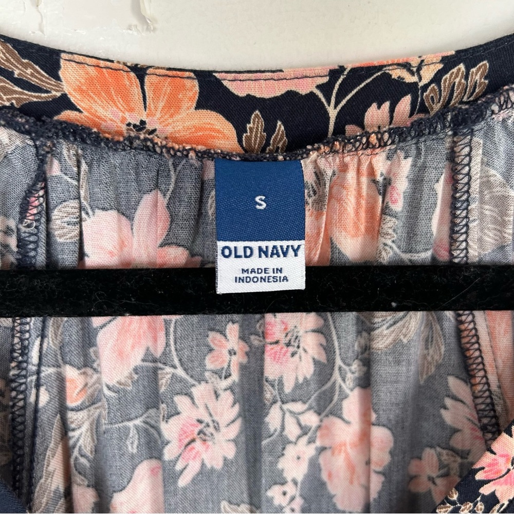 Old Navy Navy Floral Midi Dress with Blush Flowers - Picture 7 of 14